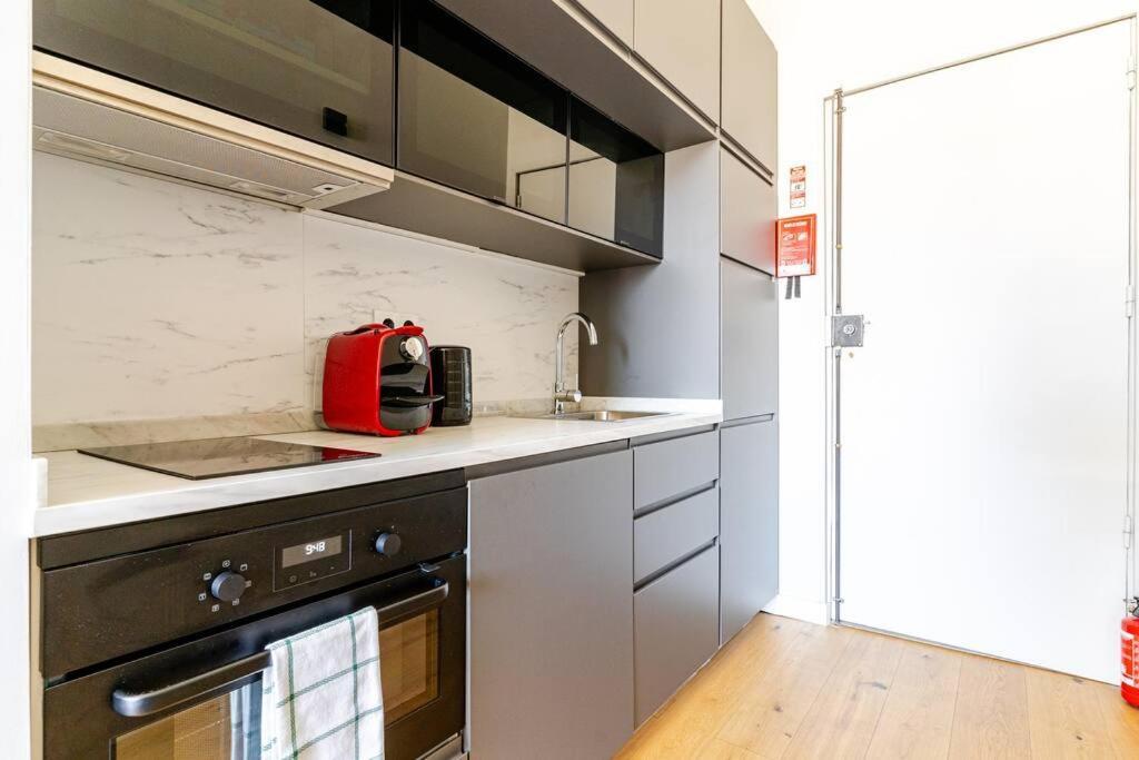 Modern Downtown Studio Porto Buitenkant foto